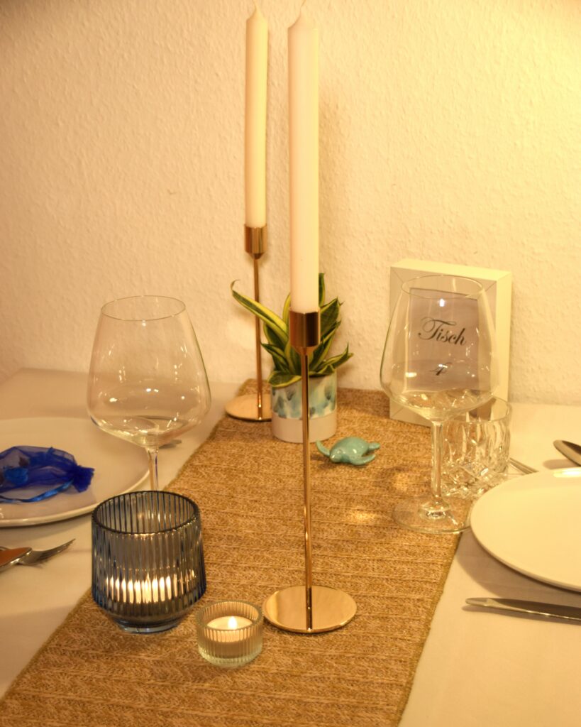 Tischläufer-natur-grob-Dekorationsverleih-Hannover