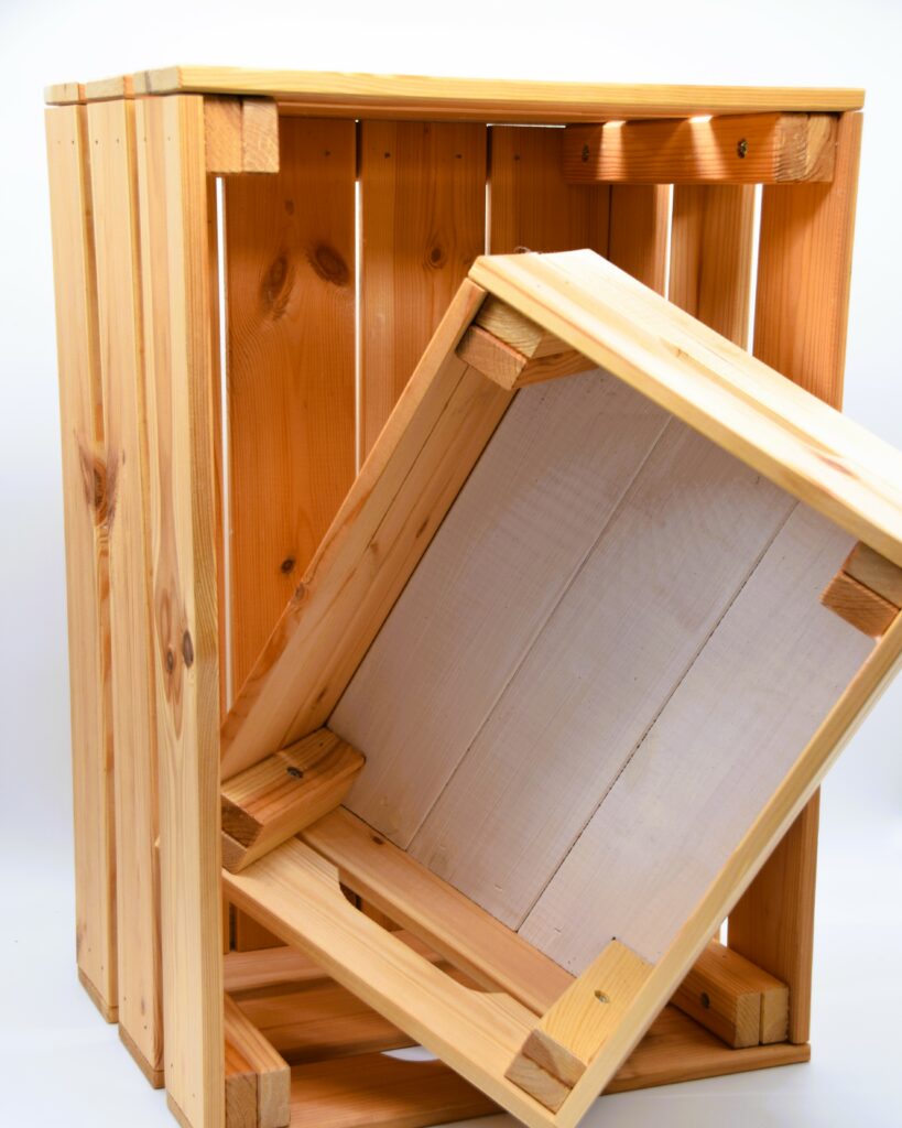 Holzkiste-natur-klein-groß-Dekorationsverleih-Hannover