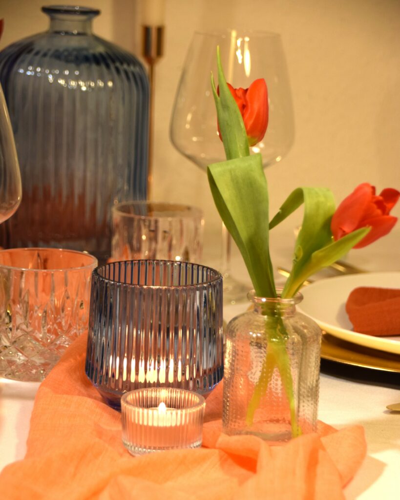 Teelichhalter-Glas-hellblau-klar-geriffelt-Dekorationsverleih-Hannover