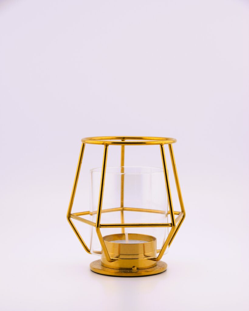 Teelichhalter-geometrisch-gold-Dekorationsverleih-Hannover
