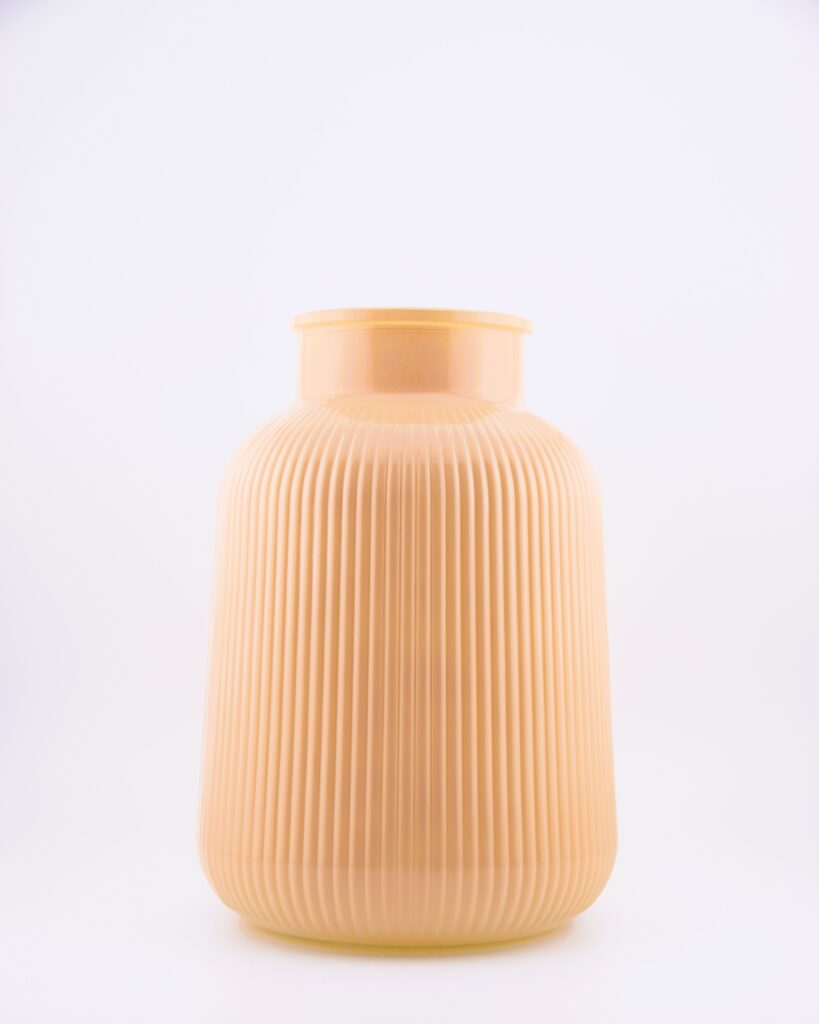 Vase-groß-beige-geriffelt-Dekorationsverleih-Hannover