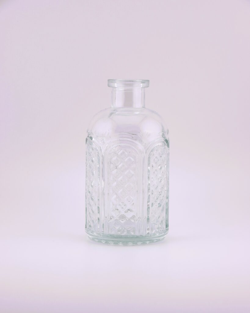 Glasflasche-Vase-Viola-transparent-Dekorationsverleih-Hannover